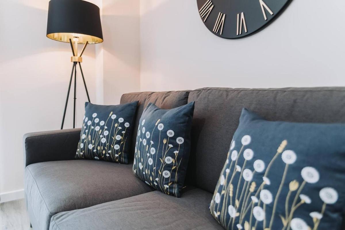2bed 2bath Nr Old Trafford Parking Manchester