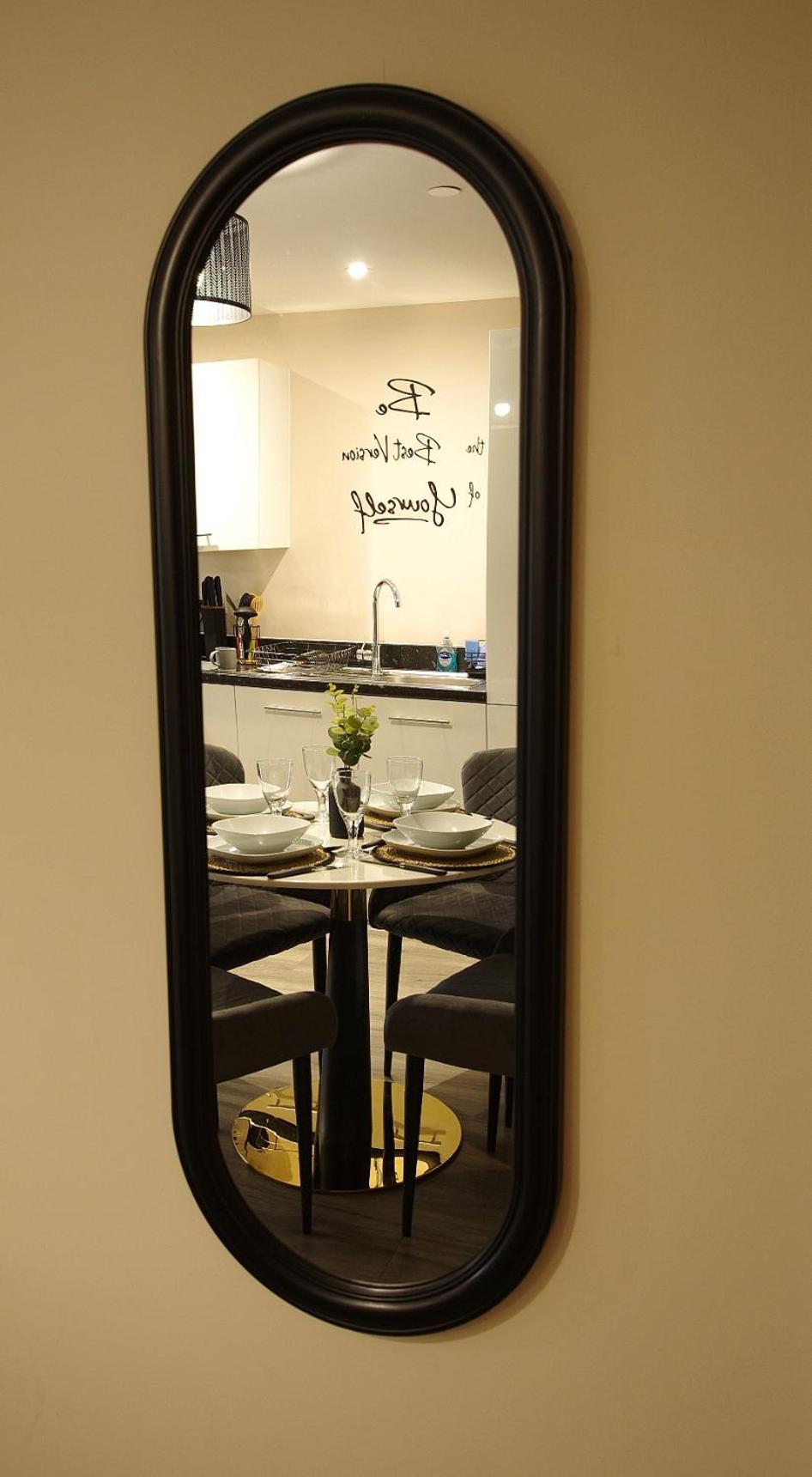 2bed 2bath Nr Old Trafford Parking Apartment Manchester